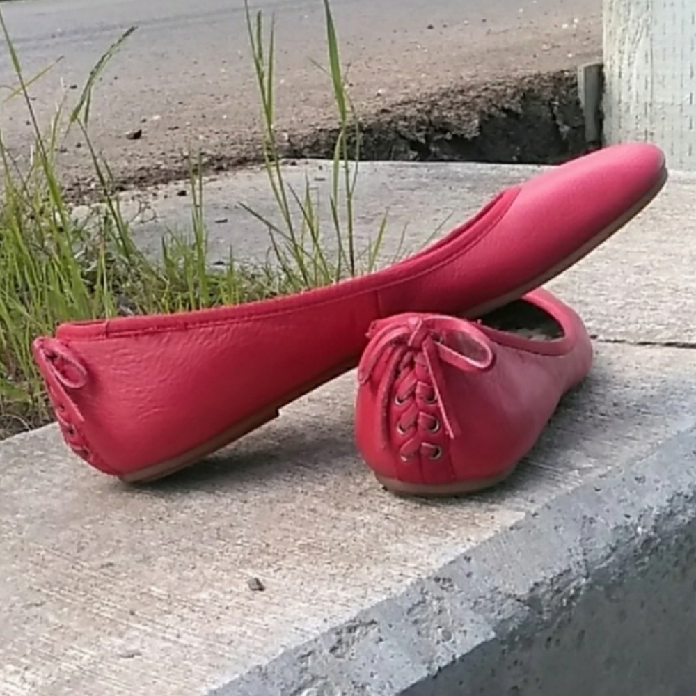 Hush Puppies RED Grain Leather Ballet Flat 8.5